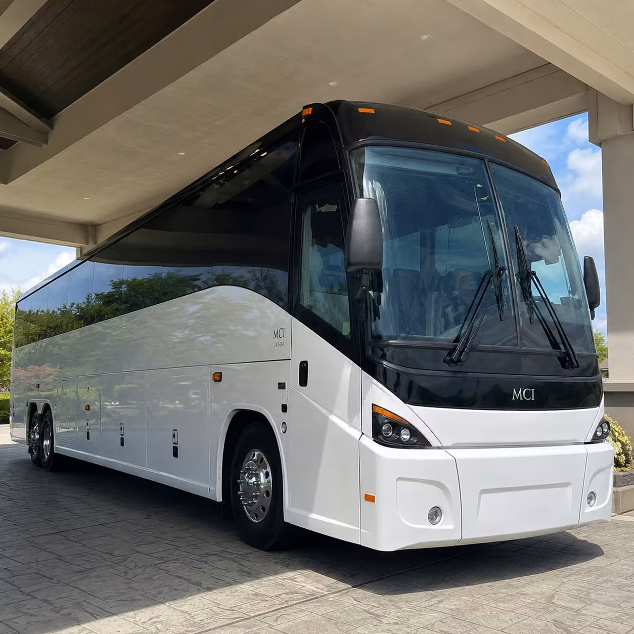 with one form compare mesa corporate event and off site meeting shuttle buses